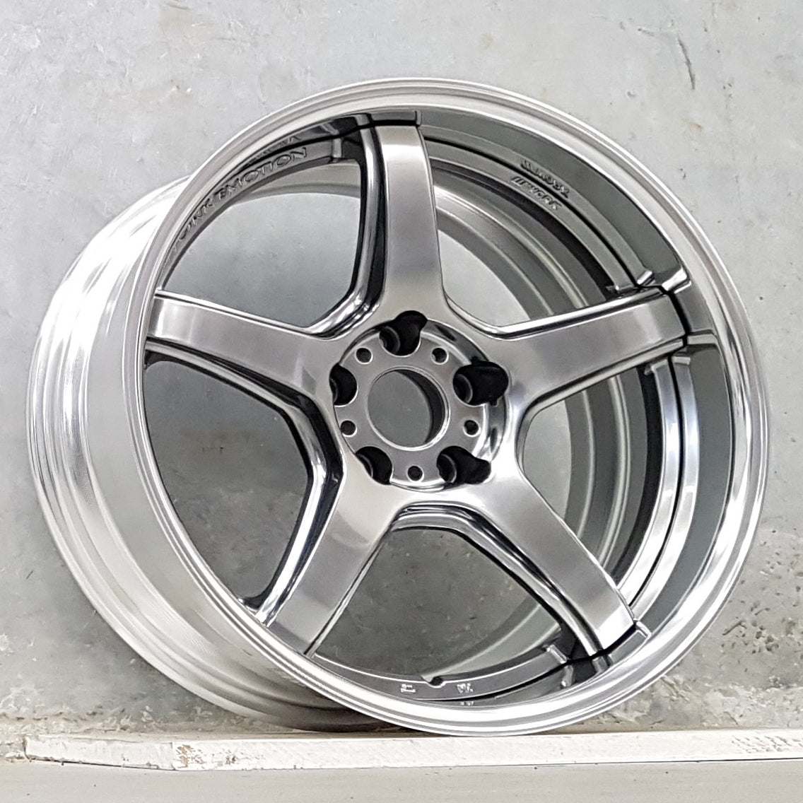 E-T5R-2P-18x9.5-12R-GTS-4.jpg?