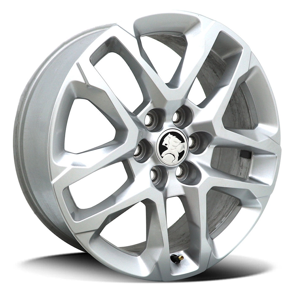 OEM HOLDEN D672 | TECH | SILVER | 18x7.5 6x120 50